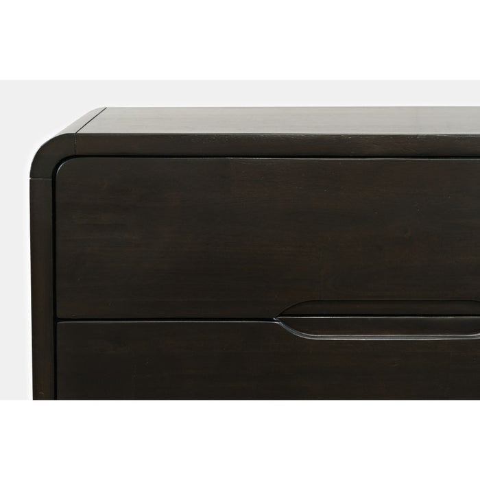 Marlowe Dresser