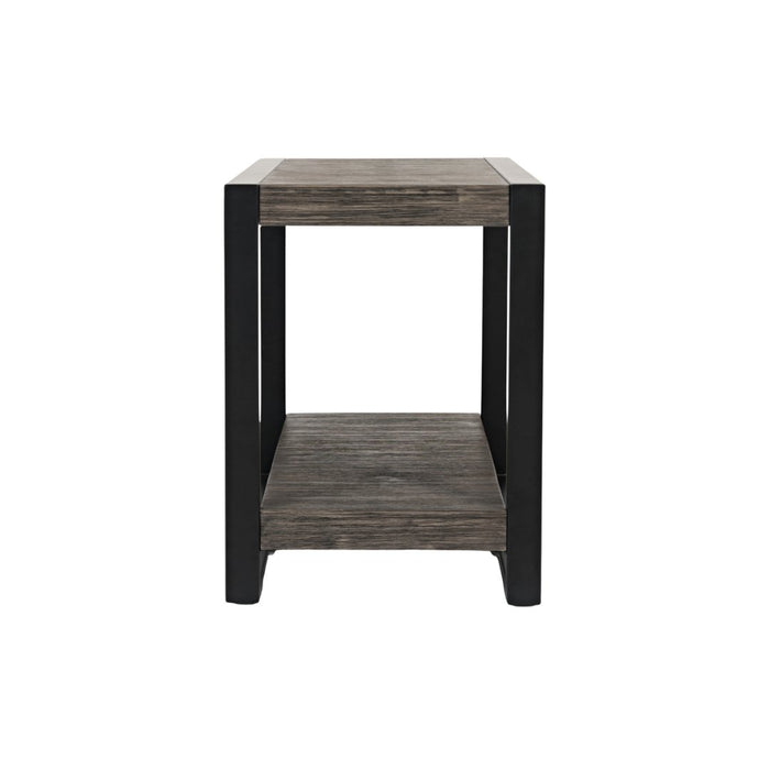 Pinnacle Chairside Table